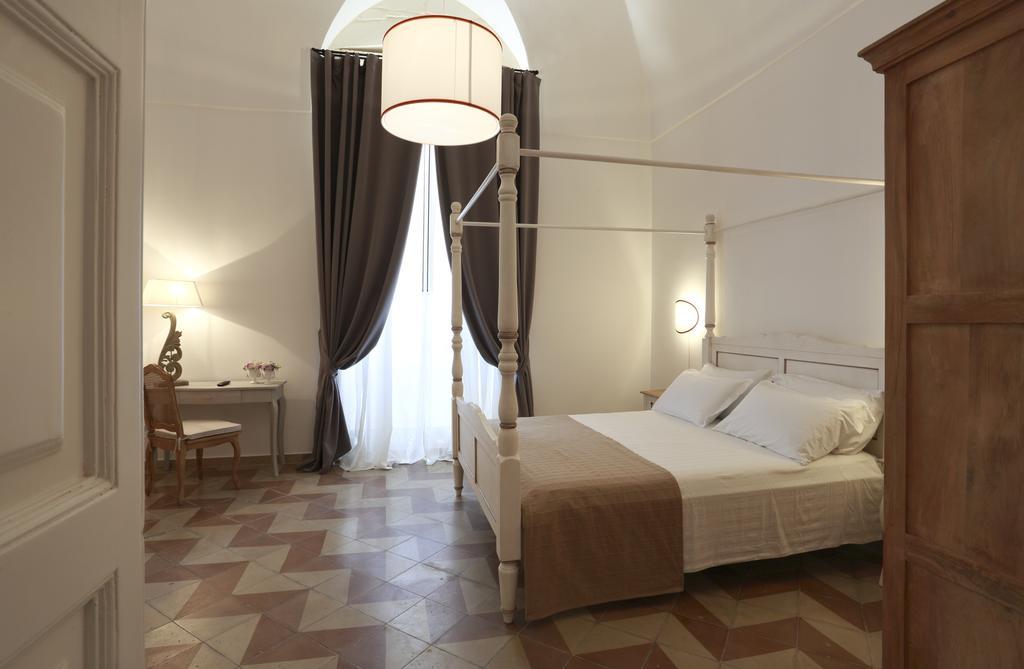 Santa Marta Suites & Apartments Lecce Pokój zdjęcie