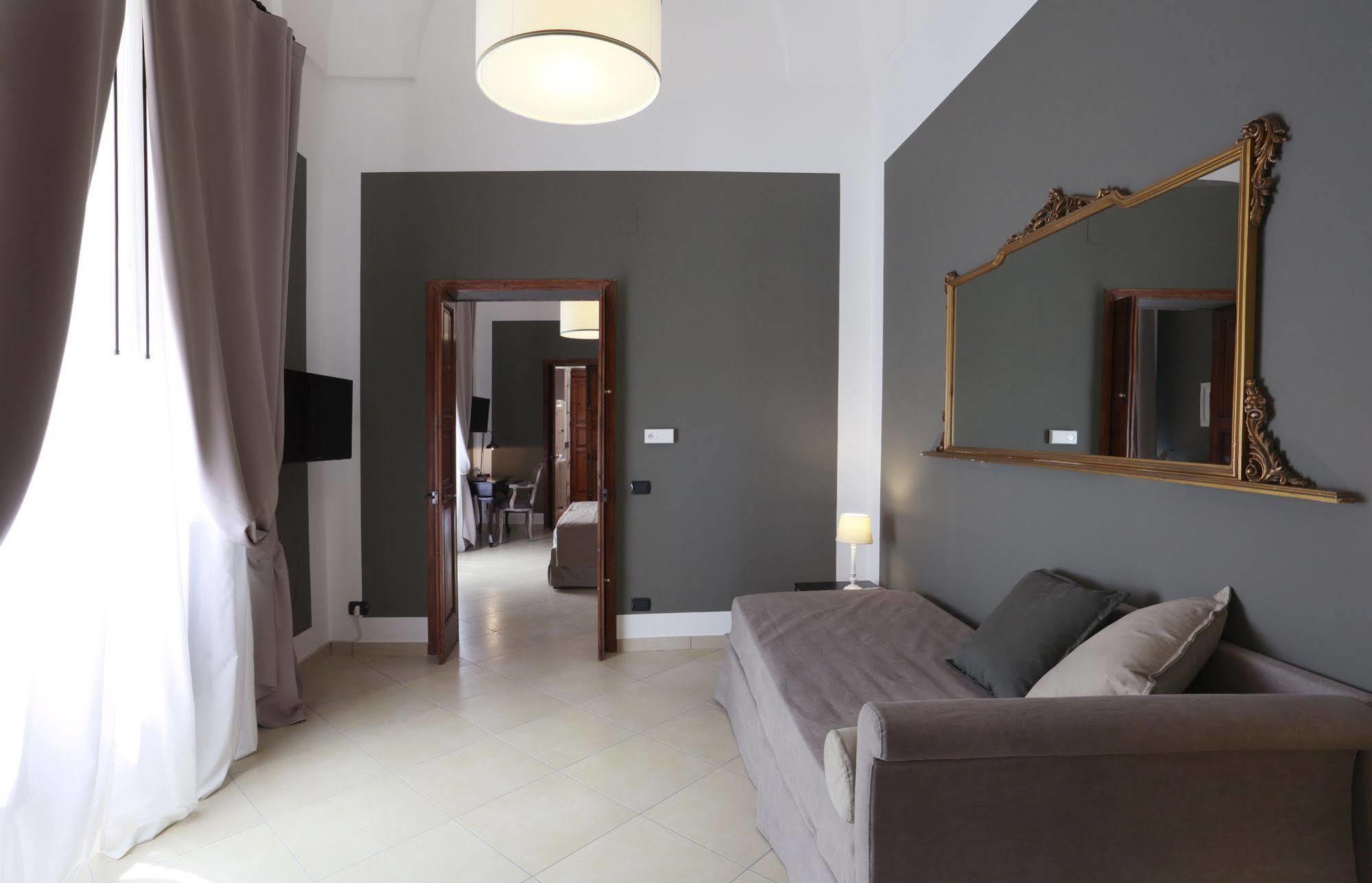 Santa Marta Suites & Apartments Lecce Zewnętrze zdjęcie