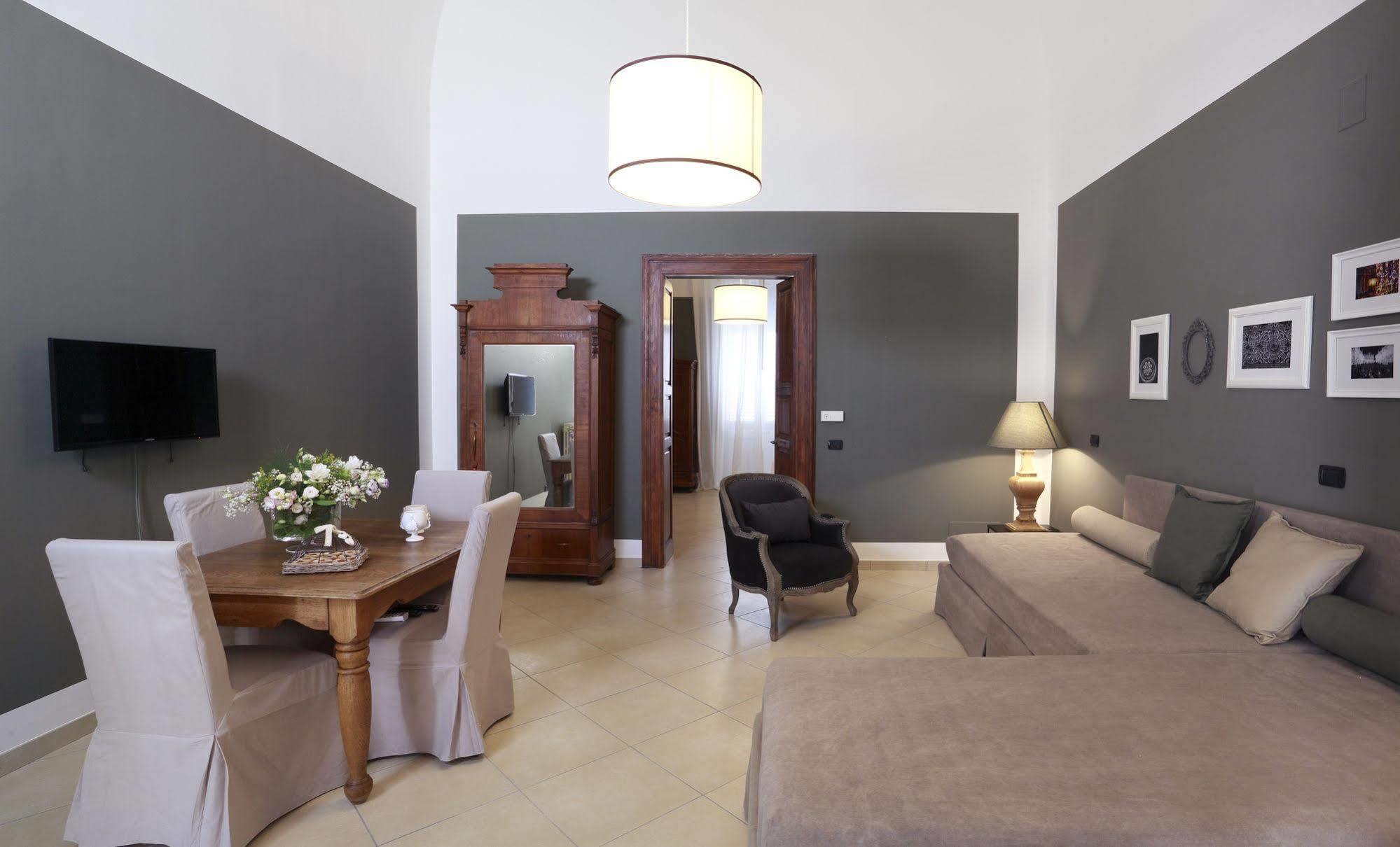 Santa Marta Suites & Apartments Lecce Zewnętrze zdjęcie