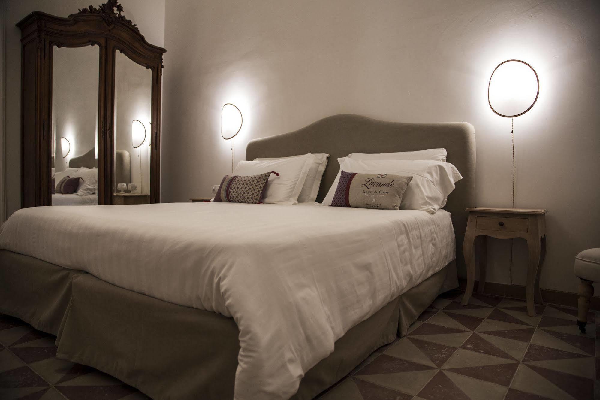 Santa Marta Suites & Apartments Lecce Zewnętrze zdjęcie