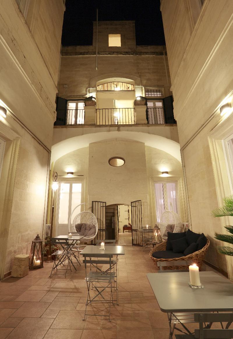 Santa Marta Suites & Apartments Lecce Zewnętrze zdjęcie