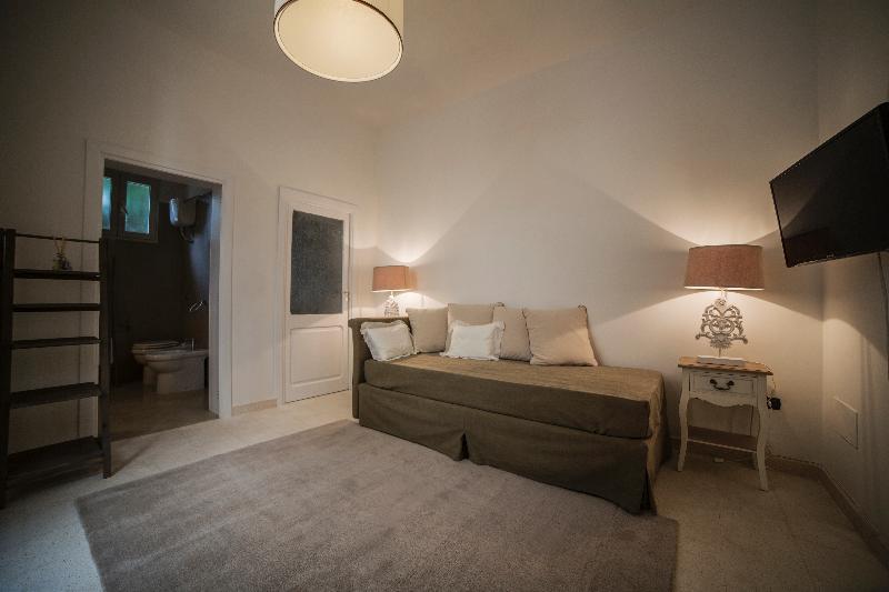 Santa Marta Suites & Apartments Lecce Zewnętrze zdjęcie