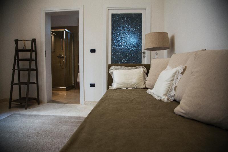 Santa Marta Suites & Apartments Lecce Zewnętrze zdjęcie
