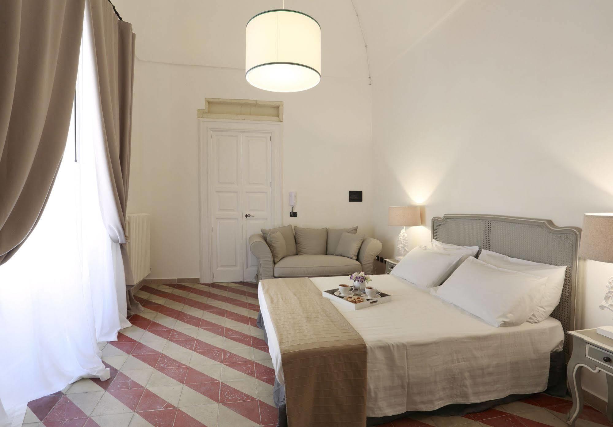 Santa Marta Suites & Apartments Lecce Zewnętrze zdjęcie