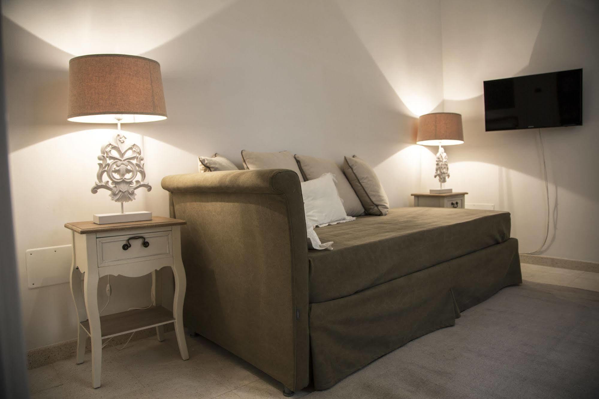 Santa Marta Suites & Apartments Lecce Zewnętrze zdjęcie